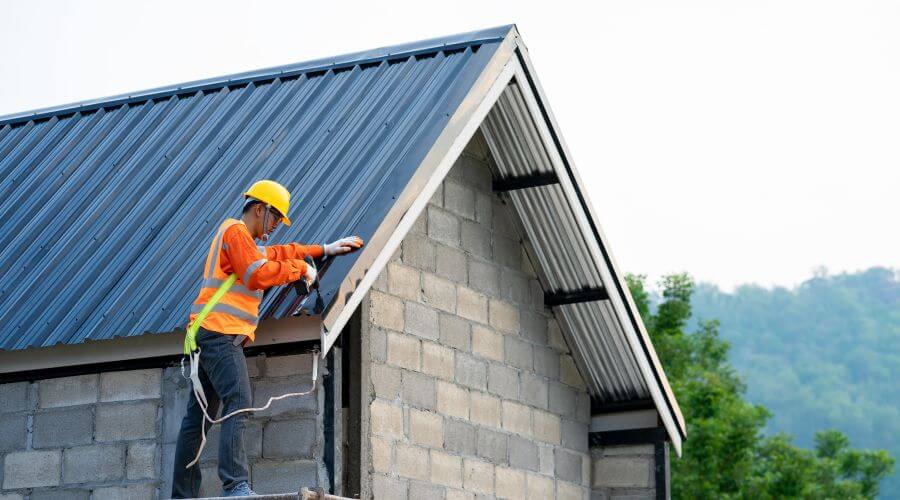 Professional residential roofers in Springfield, VT